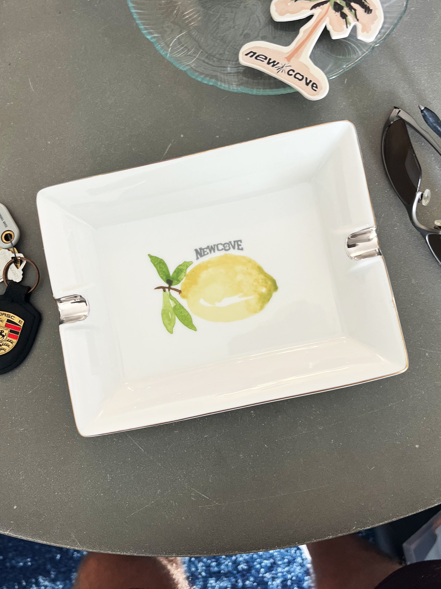 Lemon Ashtray – Premium Ceramic Ashtray Design