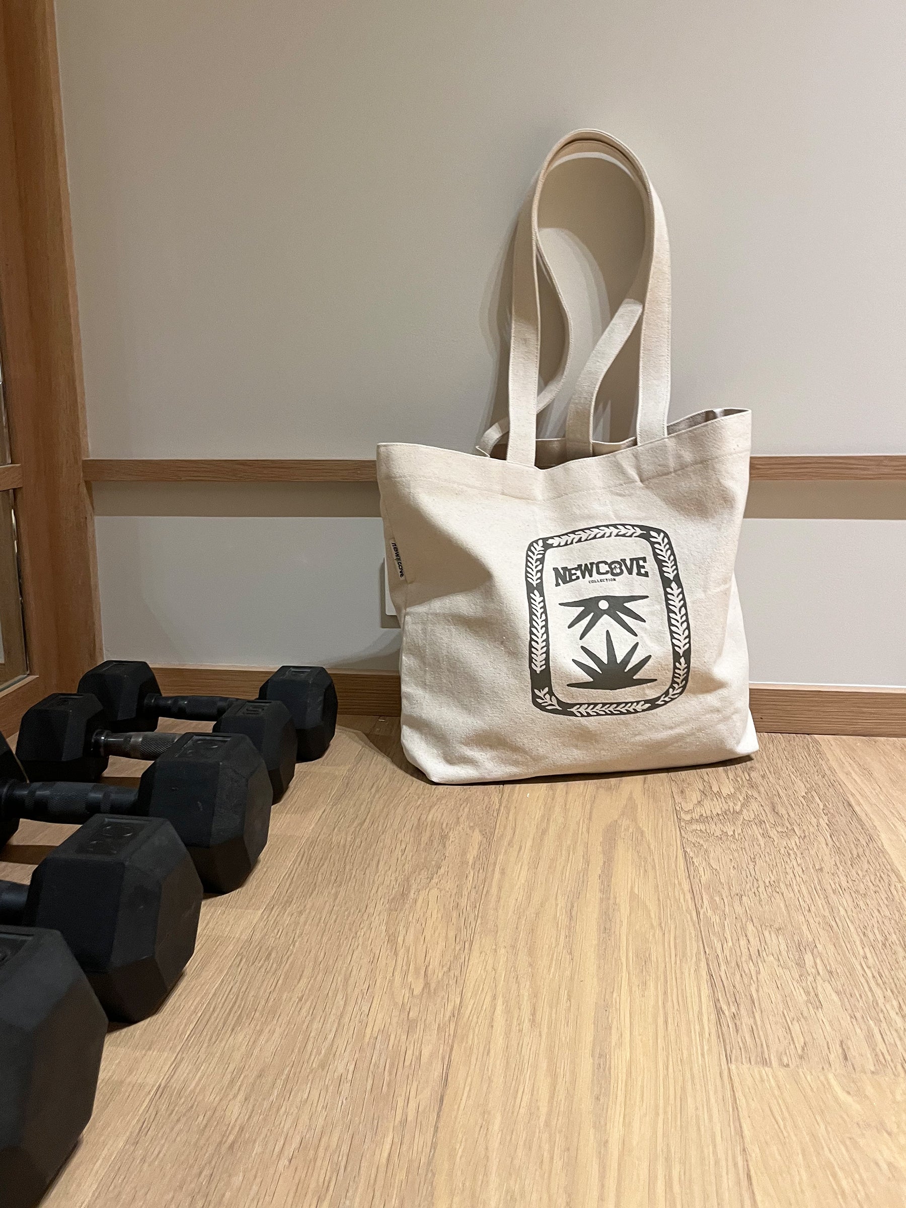 New Cove Resort Beach Tote – Travel-Friendly & Spacious